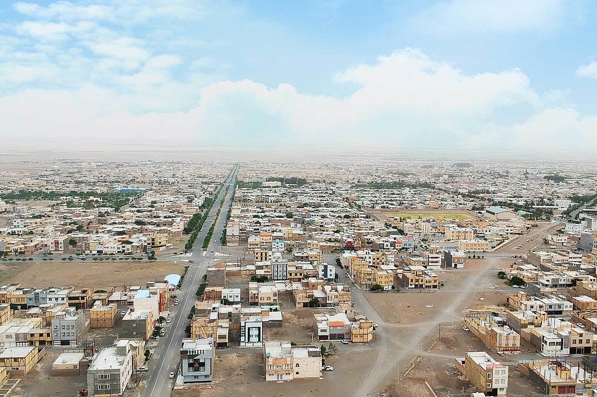 سالن مطالعه شاهرخ در بردسکن